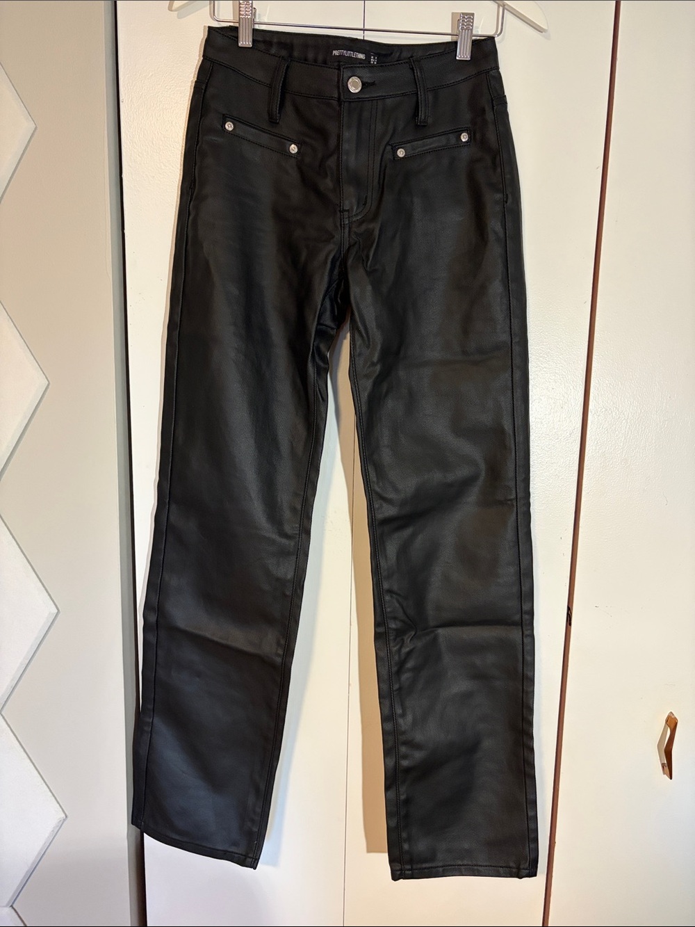PrettyLittleThing Classic Black Women's Faux Leather Jeans